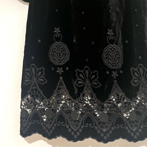 Johnny Was Roxxanne Mini Dress - Picture 6 of 8